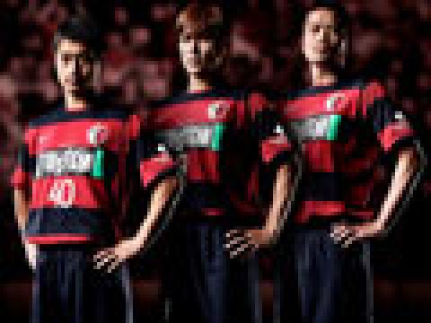 鹿岛鹿角2008赛季主场球衣