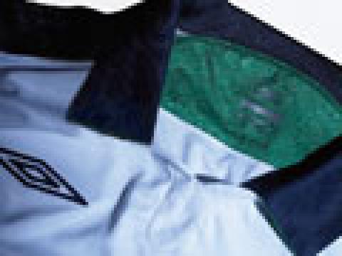 北爱尔兰国家队09-10赛季客场球衣