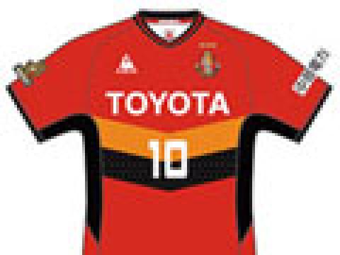 名古屋鲸2011赛季主客场球衣