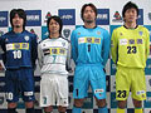 福冈黄蜂2011赛季主客场球衣