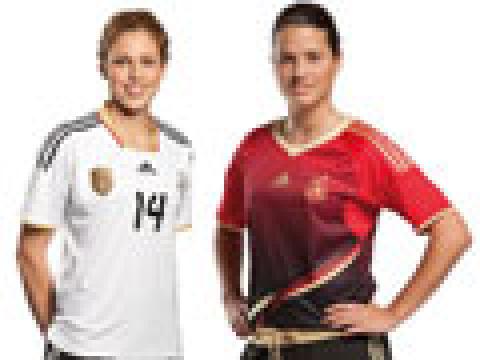 德国女足国家队2011世界杯主客场球衣