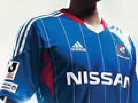横滨水手2013赛季主客场球衣