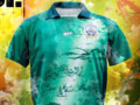 岐阜FC 2015赛季主客场球衣