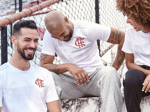 adidas × 弗拉门戈“三条纹七十年”特别球衣