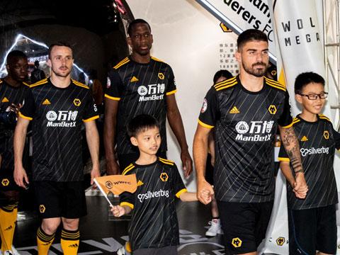 狼队2019-20赛季客场球衣