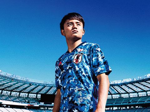 日本国家队 2020 赛季主场球衣