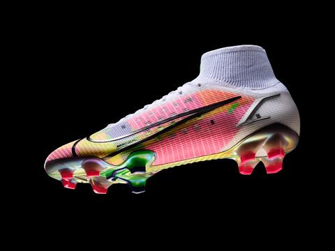耐克推出全新 MERCURIAL 足球鞋