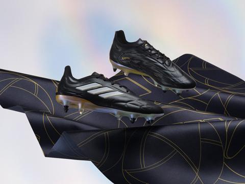 阿迪达斯推出限量版 Copa Pure 战靴