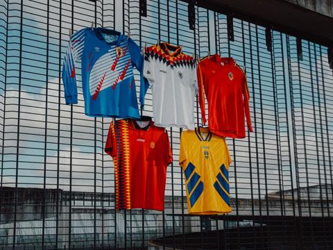 阿迪达斯发布 FIFA 世界杯复刻球衣系列