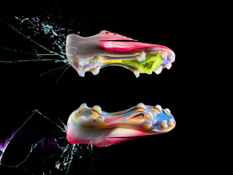 耐克推出全新刺客 Vapor 与 Superfly 足球鞋