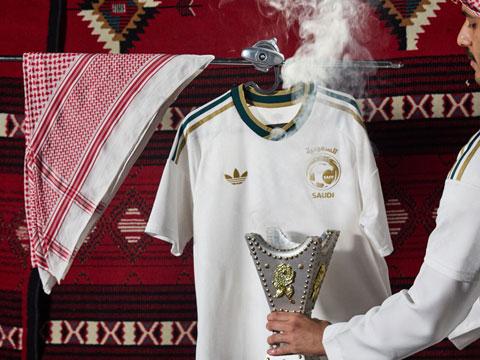 沙特阿拉伯国家队 2026 世界杯客场球衣